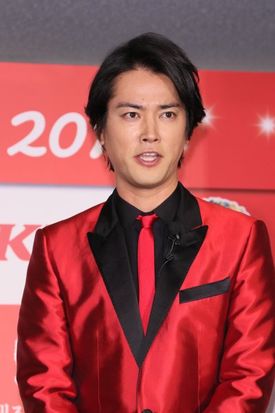 KFCのCMに出演した桐谷健太