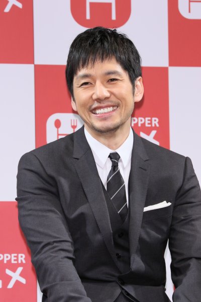 西島秀俊 豊川悦司 二枚目俳優が はじけるcm が注目 Newsポストセブン