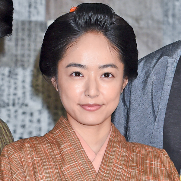 舞台中心の活動を模索中という