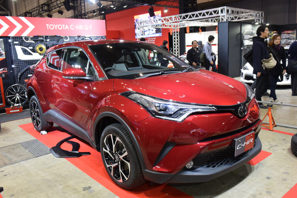 トヨタ「CH─R」参入でSUV戦争が激化