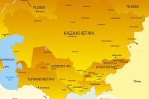 中央アジアの独裁者　大国とわたり合う「遊牧民のリーダー」