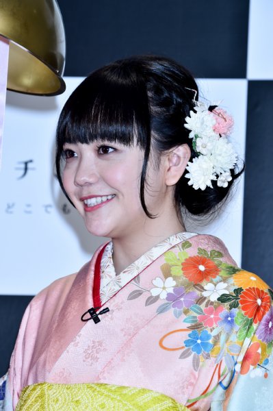 成人式を迎えた松井愛莉