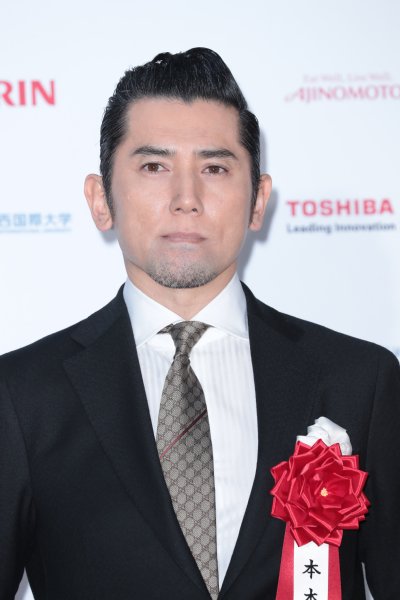 第71回毎日映画コンクール表彰式での本木雅弘