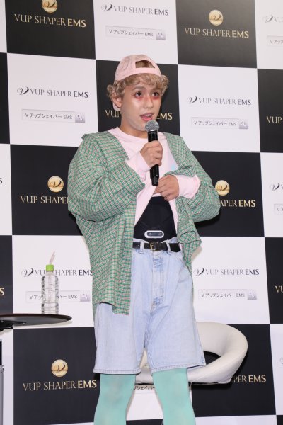 VアップシェイパーEMSを試すりゅうちぇる