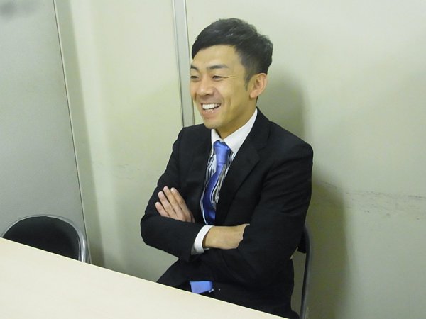 ロケバス運転手になった天津木村 ウィッキーさん乗せて感激 Newsポストセブン