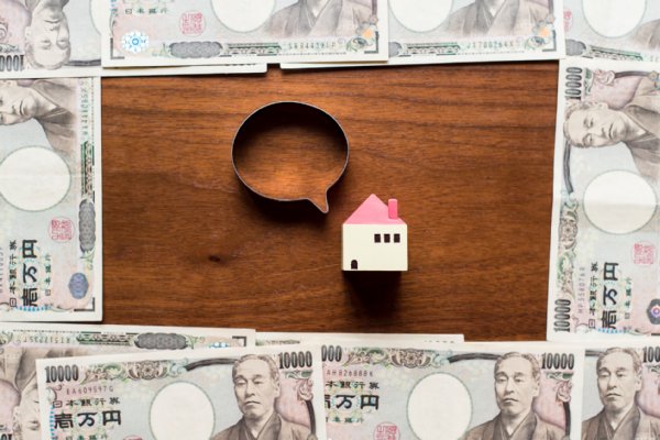 パート収入、節目の金額は？（写真／アフロ）