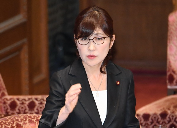 安倍首相の寵愛を受けた稲田氏だったが…