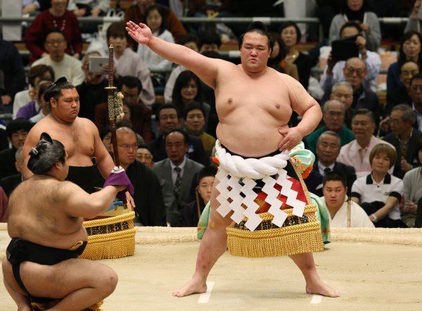 やはり日本人横綱誕生の影響は大きい？（写真：時事通信フォト）