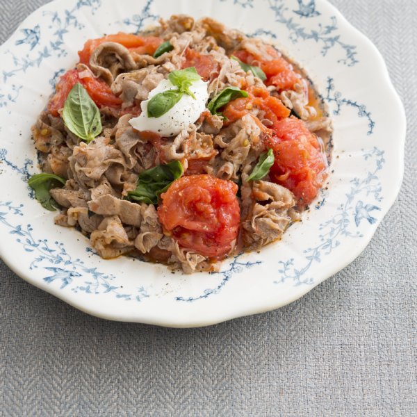 32年前に炎上した祖父から伝わる平野家秘伝の『牛トマ』