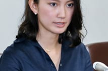 首相腹心記者の強姦告発会見 全国紙は1行も報じなかった