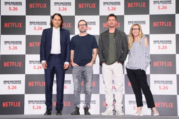 左からジェレミー・クライナー、ミショッド監督、ブラッド・ピット、デデ・ガードナー