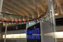日経平均 年末にかけ「谷越えショット」で2万5000円へ