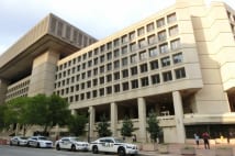 コミー元長官の堂々たる公聴会は「さすがFBI」の一言