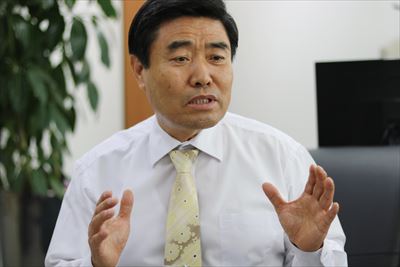 「連合会」事務総長・張徳煥氏