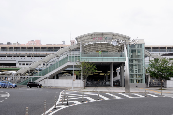 LRT計画で停留所が設置される予定の小山駅東口のロータリー。