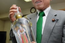 鈴木宗男氏　エリツィン氏を大喜びさせた手土産とは
