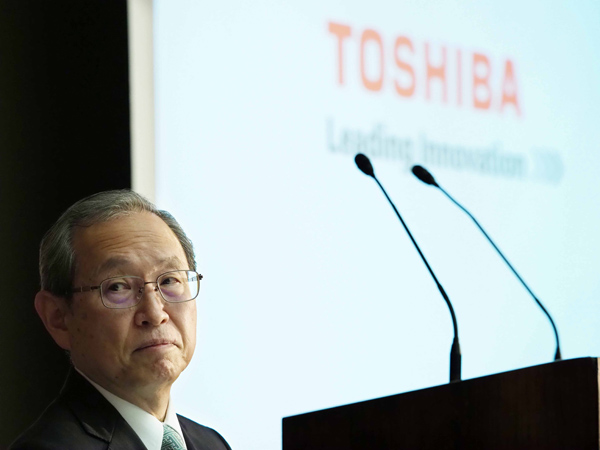 法的整理はなんとか避けたい東芝だが…（綱川智社長）