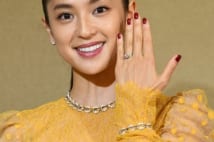 中村アン、2億円相当のジュエリーまとい「姫になった気分」