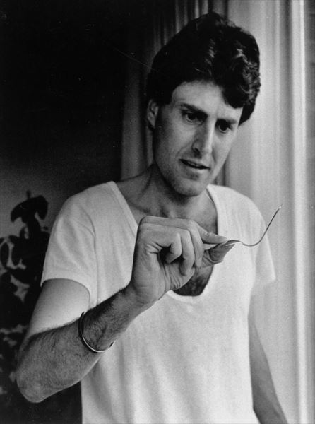 スプーン曲げブームをつくったユリ・ゲラー氏　Fortean/AFLO