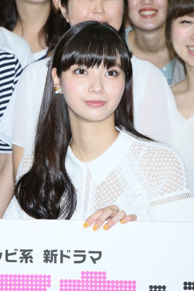 『脳にスマホが埋められた！』に出演する新川優愛