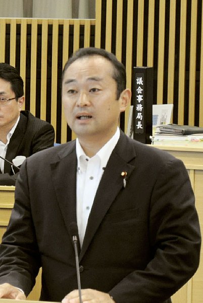 議連幹事長の宮沢博行氏（写真：共同通信社）