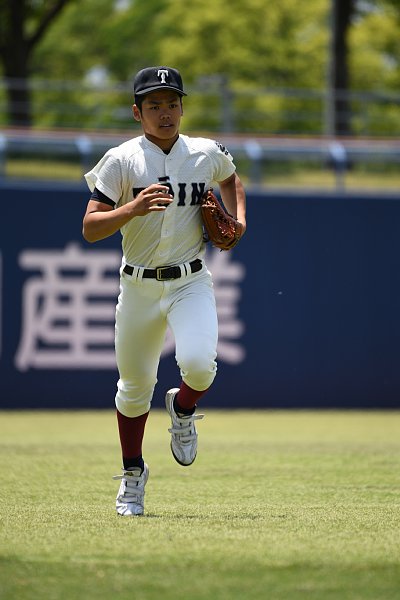 今春のセンバツで胴上げ投手となった根尾昂