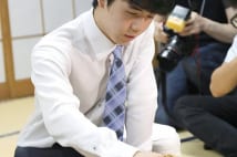 藤井四段 「進学」か「中卒」か、どっちがいいのか