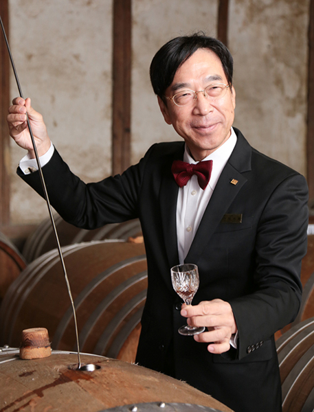 デザートビネガーを扱う酢専門店「オークスハート」代表で、酢ムリエの内堀光康さん