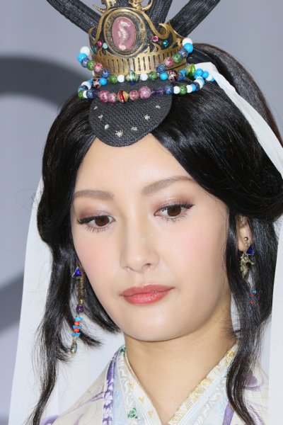 auのCMで乙姫を演じる菜々緒