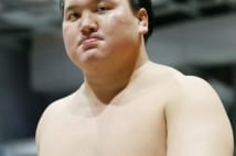 朝青龍、白鵬、稀勢の里ほか…　近年の大相撲名勝負3選