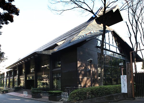 東京・代々木の神社本庁（写真：時事通信フォト）