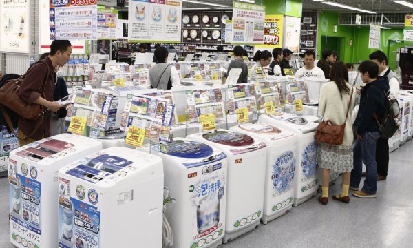 家電の進化が止まらない（写真：時事通信社）