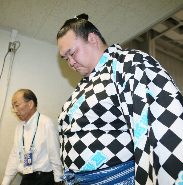 稀勢の里は秋巡業には参加する予定（写真：時事通信フォト）