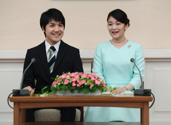 結婚 眞子 宣言 様 眞子さま「お気持ち」公表は“完全勝利”宣言 前面に押し出された「“私”の立場」と「既成事実化」