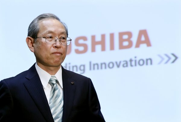 綱川智・東芝社長（写真・時事通信フォト）