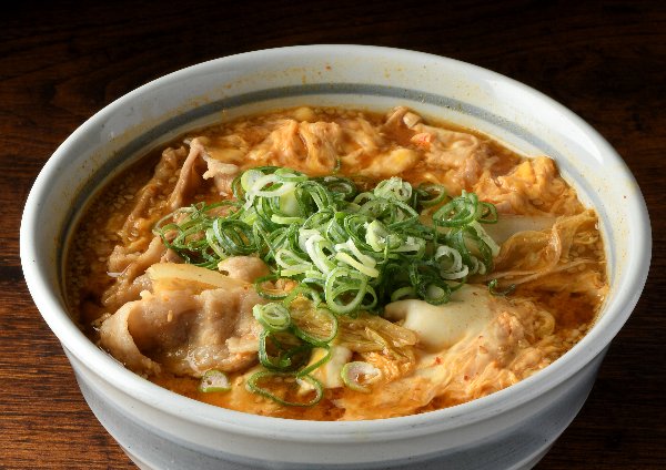 「小雀弥」の茶美豚の胡麻味噌とじうどん