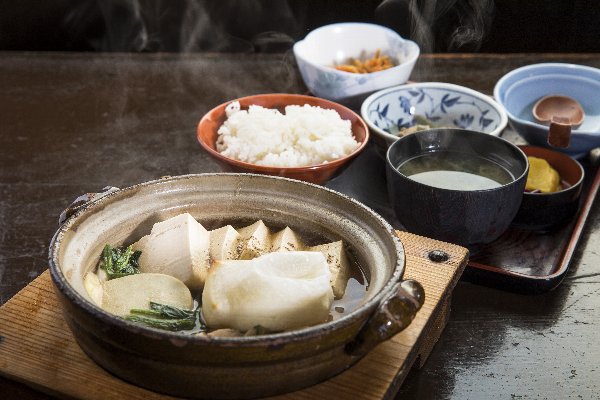 「みろく庵」の肉豆腐定食