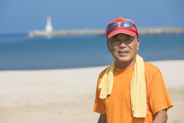 74歳のライフセーバー・本田幸男さん（撮影：大塚恭義）