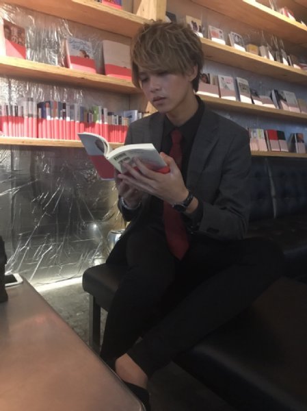 ホスト書店のテーマは”愛”