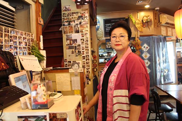 女将の申応礼さん