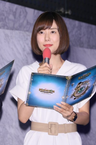 『ダイハツ キュリオス』日本公演記者発表会の司会を務めた山崎夕貴アナ