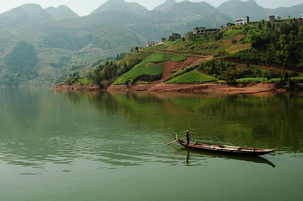 中国の3大河の流域で洪水が増加（揚子江。写真：アフロ）