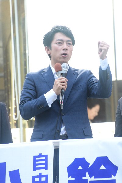 虎視眈々と首相の座を狙う小泉進次郎氏