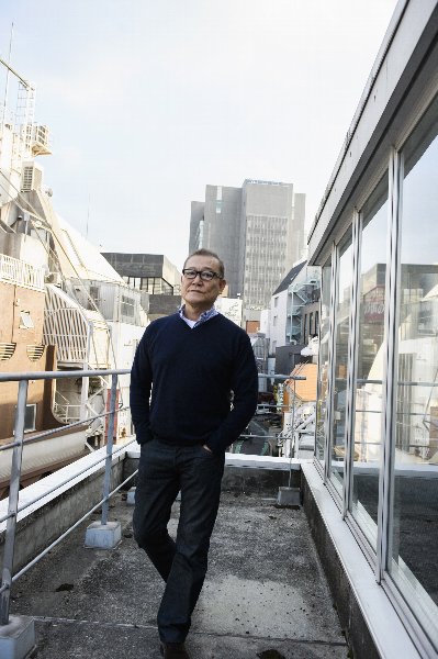 「2時間圏内ならどんな現場へも自分の車で行きます」と語る