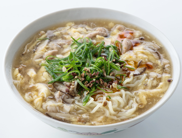 チキンスープで作った酸辣湯麺