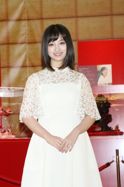 東京ドームシティでイルミネーション点灯式に登場した橋本環奈