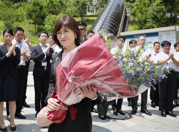 自称グッドルッキング（写真：時事通信フォト）