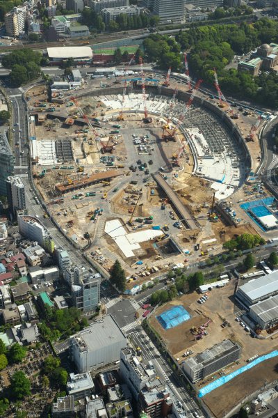 5月8日に撮影した新国立競技場の定点空撮