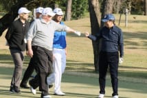 日米ゴルフ会談　トランプ氏の相手は安倍氏でなく松山選手