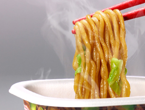 手づくり焼そばのモッチリとした麺の再現に成功